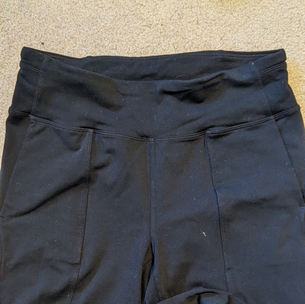 Athleta cropped yoga pants ST